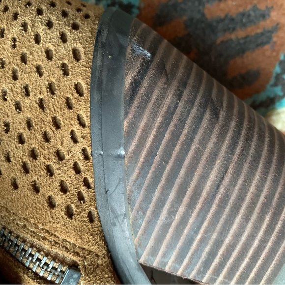 NWT Lucky Brand Ramses Suede Booties | Sz. 7 - Picture 7 of 8